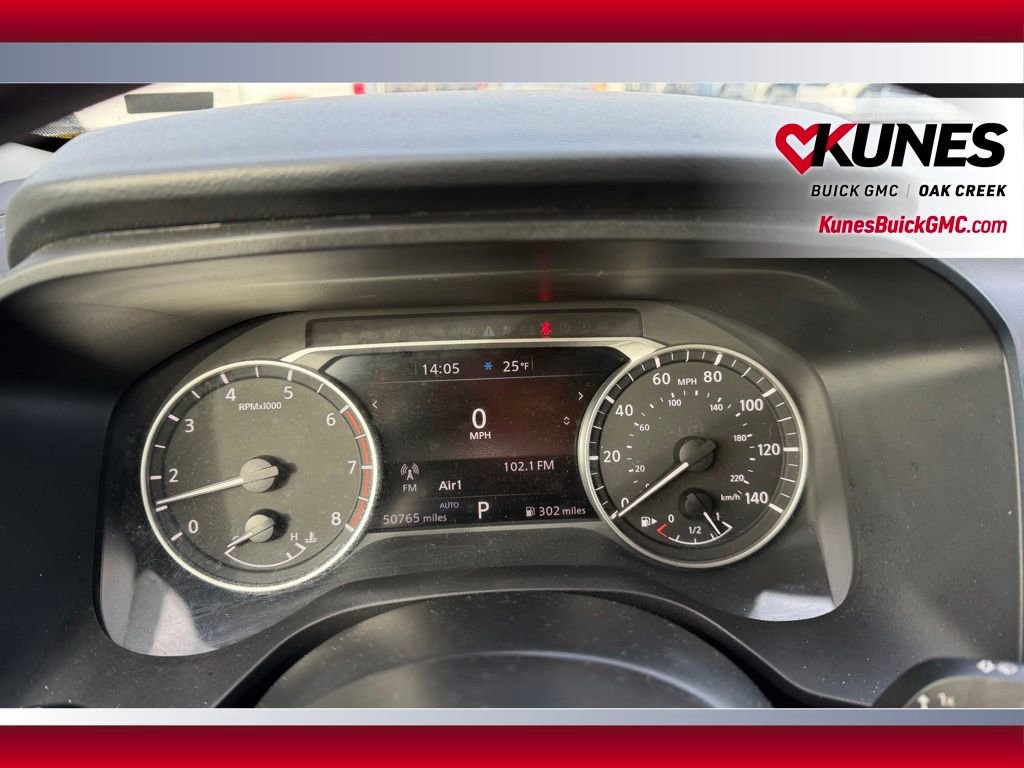 Used 2024 Nissan Rogue S image 9