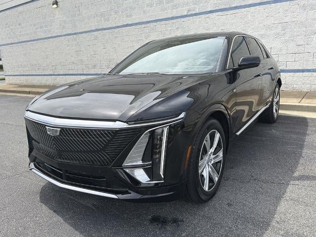 Certified 2024 Cadillac Lyriq Tech RWD image 3