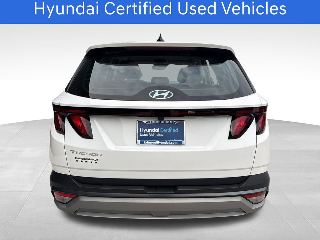 Certified 2025 Hyundai Tucson SE image 7