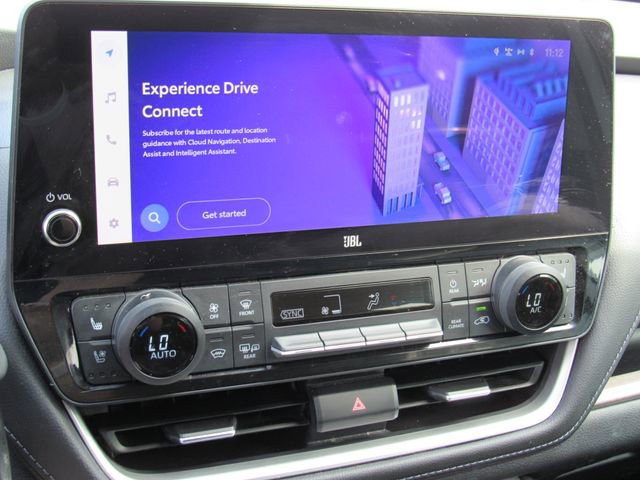 Used 2024 Toyota Grand Highlander AWD Hybrid image 23