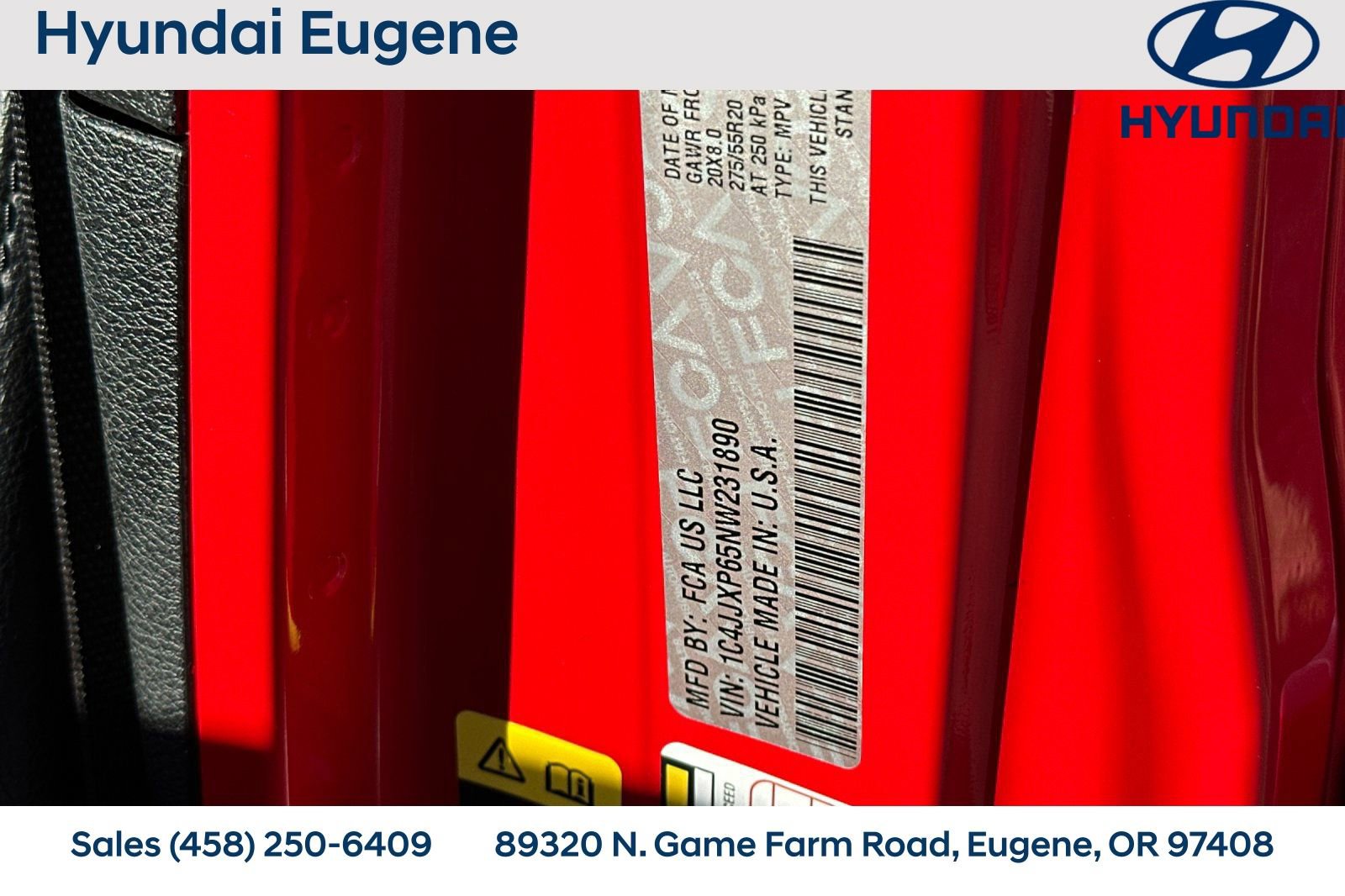 Used 2022 Jeep Wrangler Unlimited Sahara 4xe w/ Cold Weather Group image 38