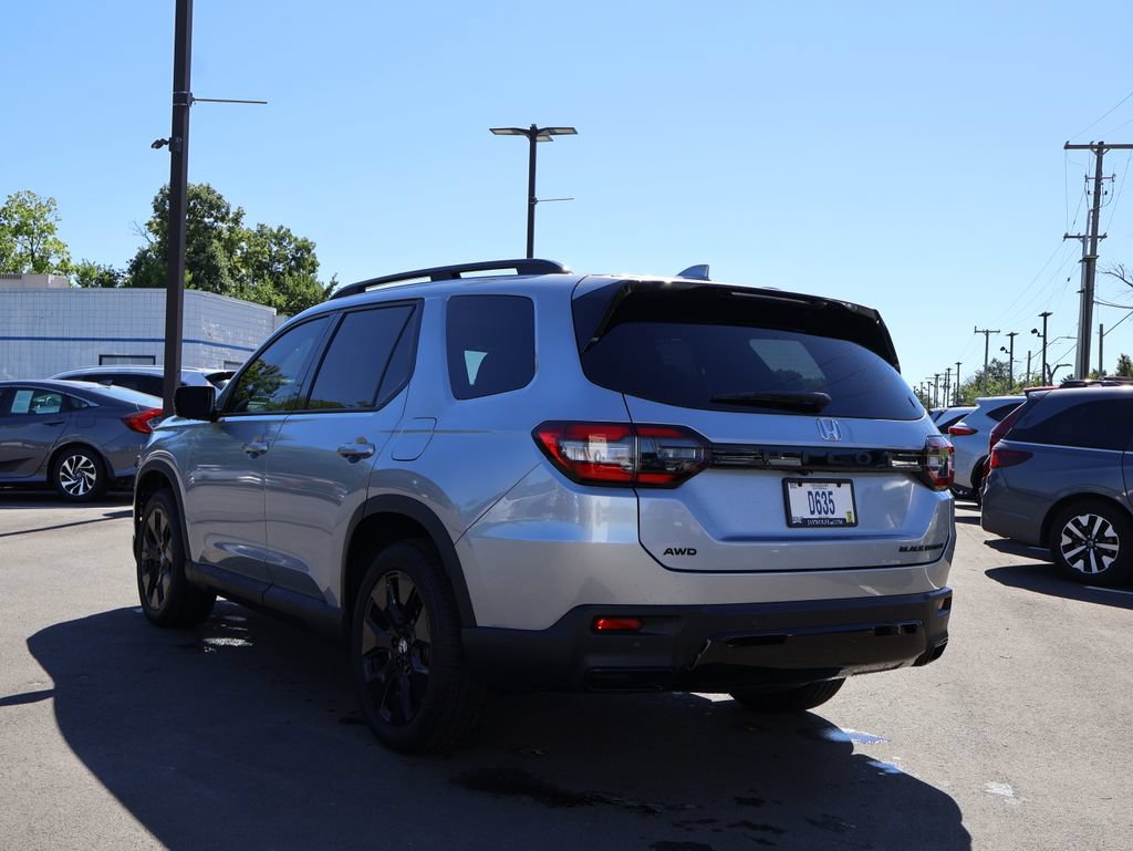 New 2026 Honda Pilot Black Edition image 5