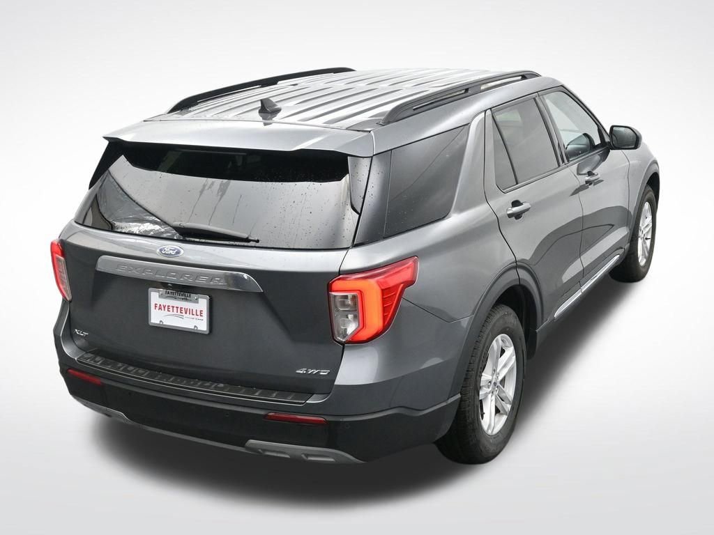 Used 2024 Ford Explorer XLT w/ Equipment Group 202A image 25
