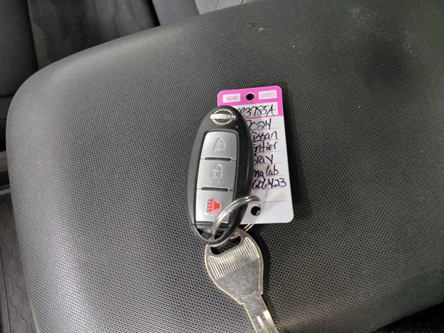 Used 2024 Nissan Frontier S w/ Technology Package image 42