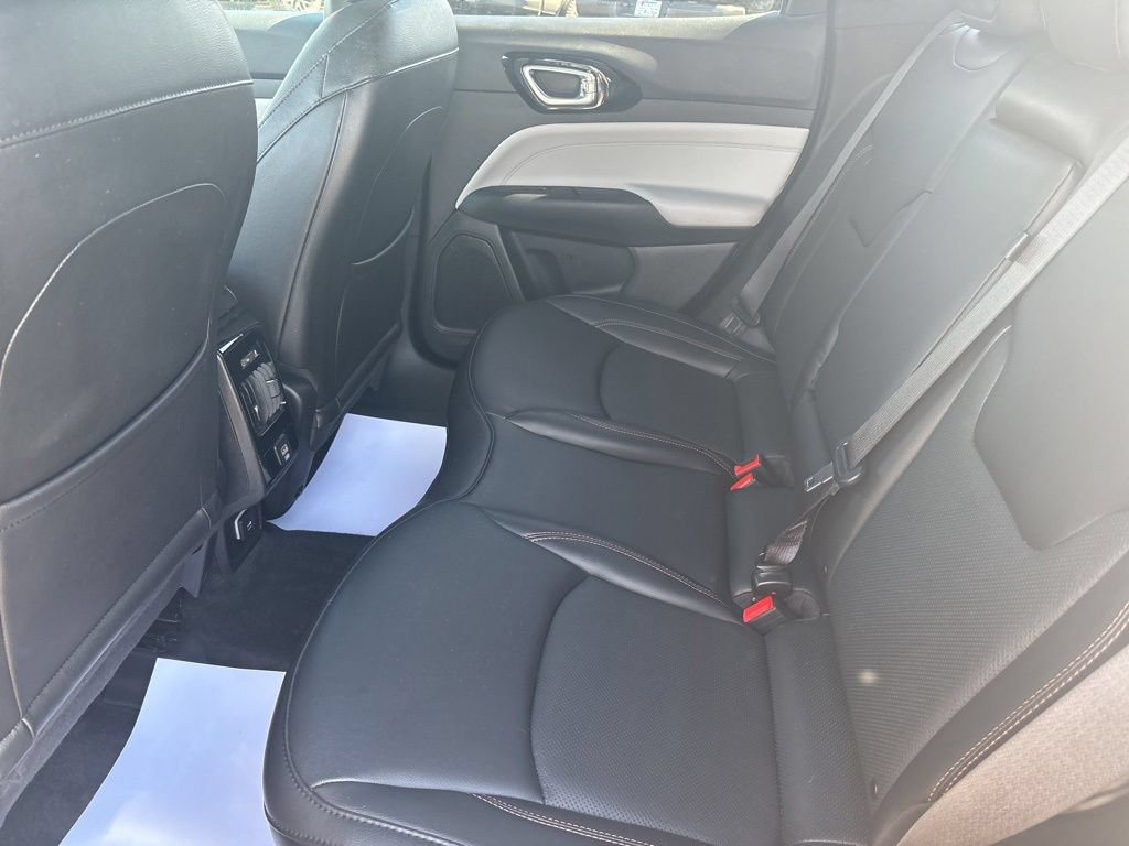Certified 2023 Jeep Compass Limited AWD/4WD image 29