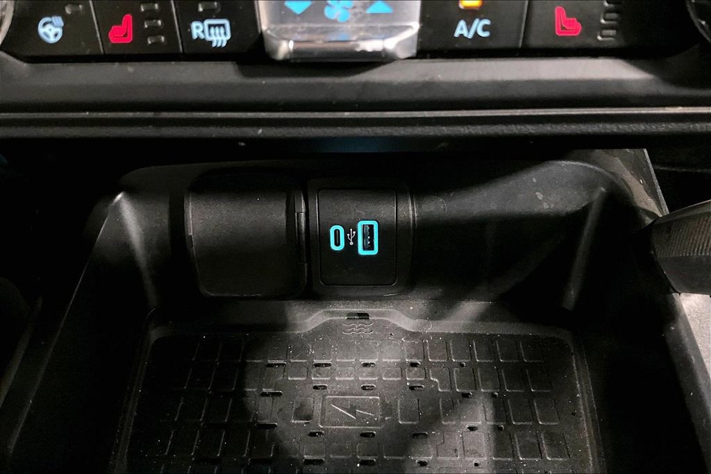 Used 2024 Ford Bronco Outer Banks AWD/4WD image 25