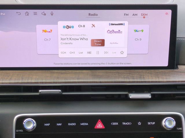 Certified 2025 Genesis GV80 2.5T Select image 8
