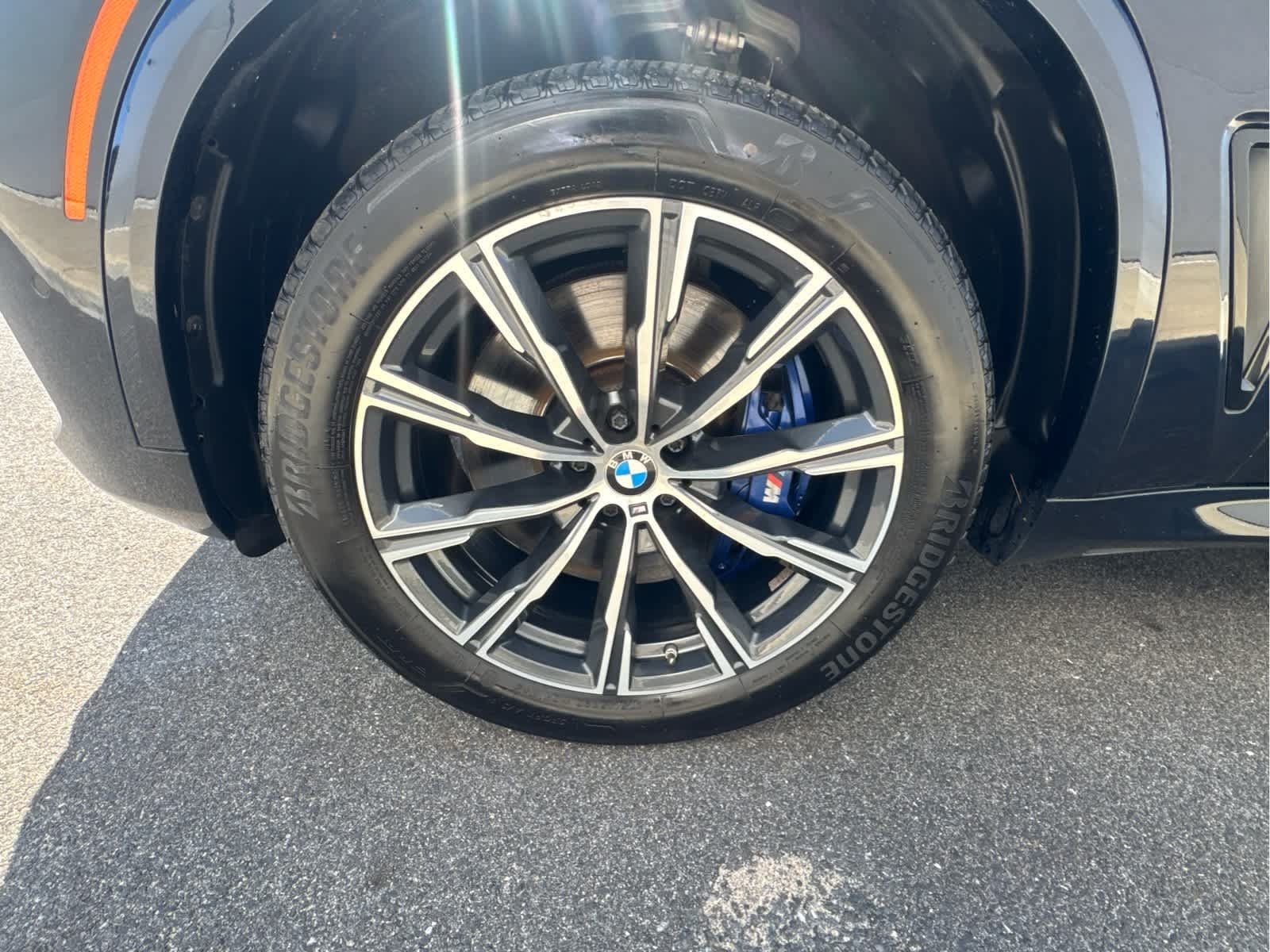Used 2020 BMW X5 M50i w/ Premium Package AWD/4WD image 11