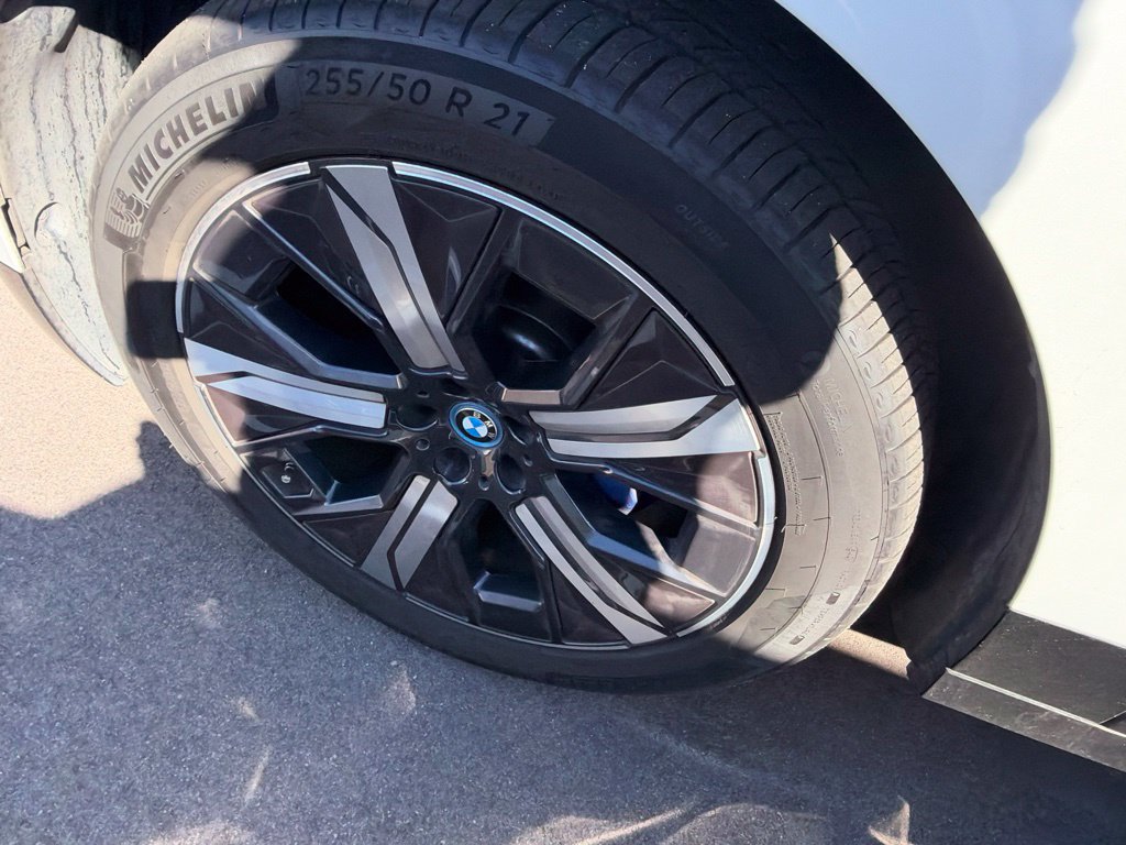 Certified 2024 BMW iX xDrive50 w/ Sport Package AWD/4WD image 9
