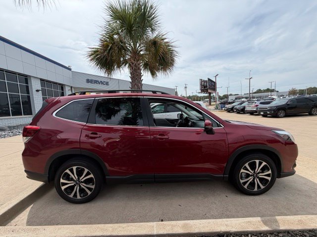 Used 2022 Subaru Forester Limited AWD/4WD image 19