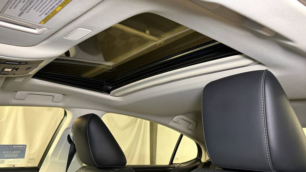 Certified 2025 Lexus ES 300h w/ Luxury Package FWD image 6
