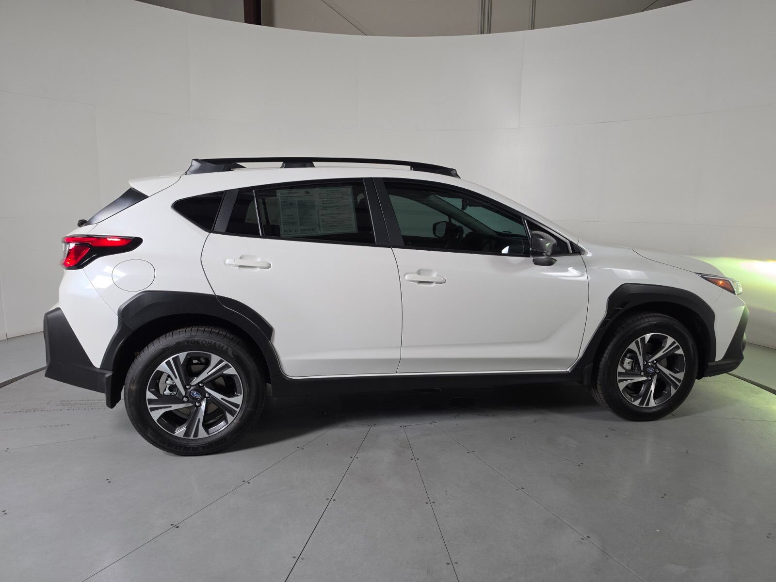 Used 2026 Subaru Crosstrek 2.5i Premium AWD/4WD image 6
