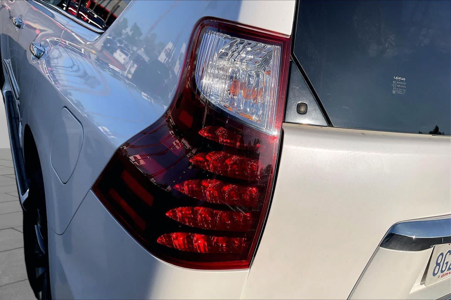 Used 2019 Lexus GX 460 Premium AWD/4WD image 28