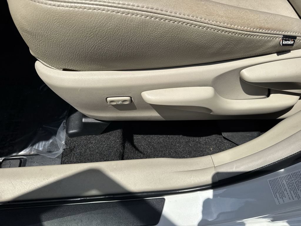 Used 2013 Toyota Prius V Two image 42