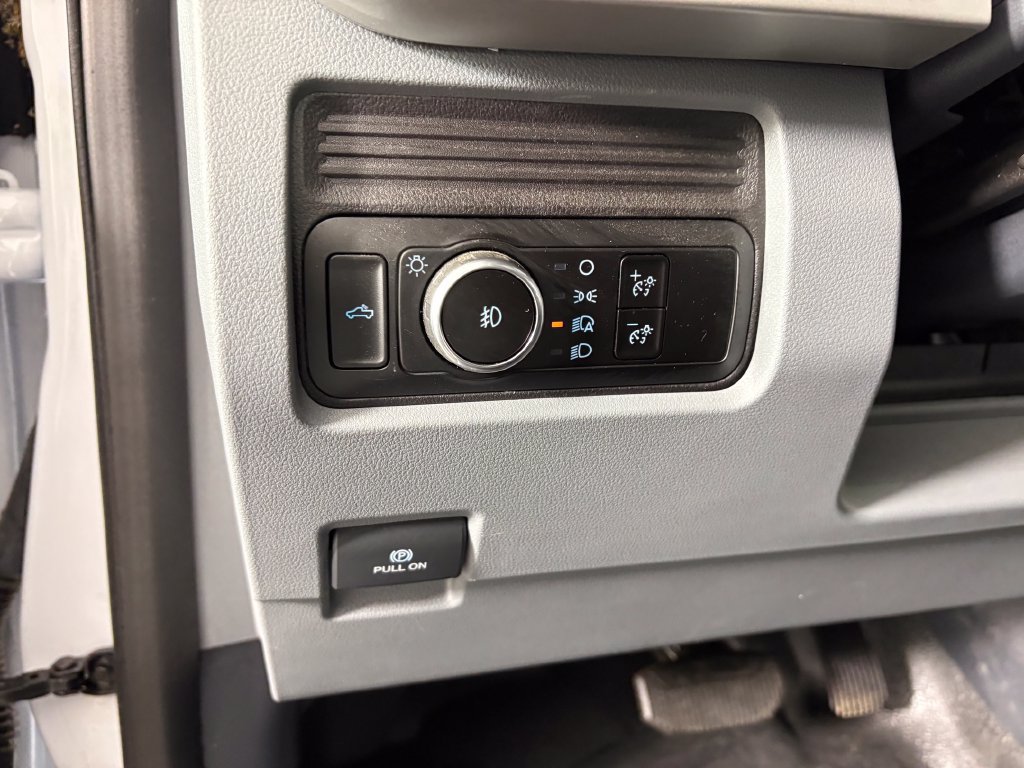 Used 2024 Ford F350 XL w/ 360-Degree Camera Package AWD/4WD image 14