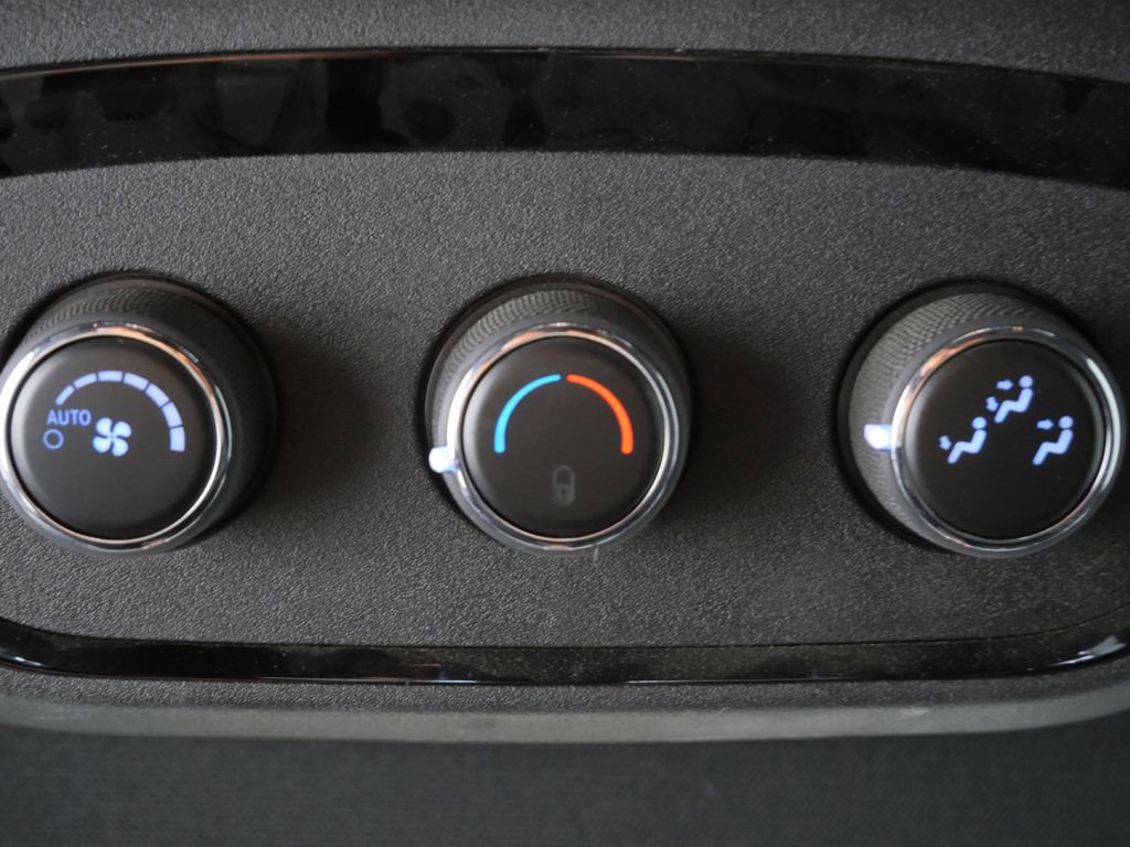 Used 2022 Dodge Durango GT image 25