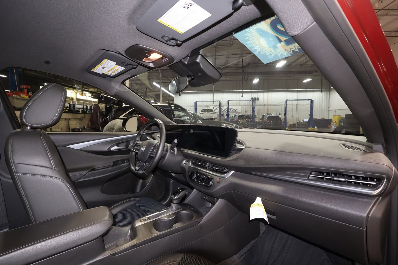 Certified 2024 Buick Envista Preferred w/ Convenience I Package image 27