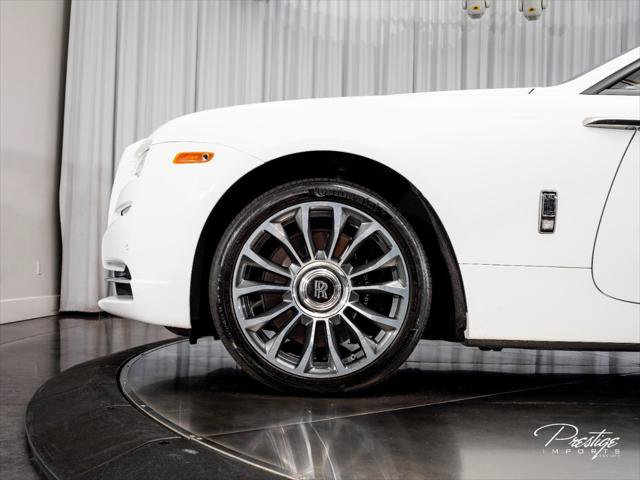 Used 2021 Rolls-Royce Dawn RWD image 8