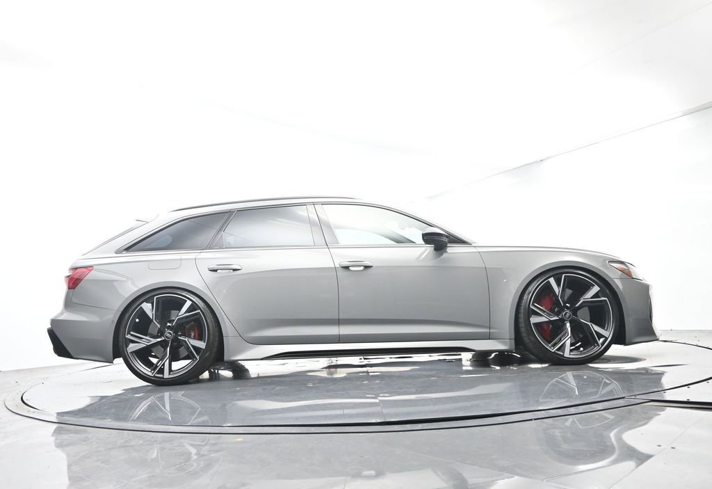 Used 2023 Audi RS 6 AWD/4WD image 51