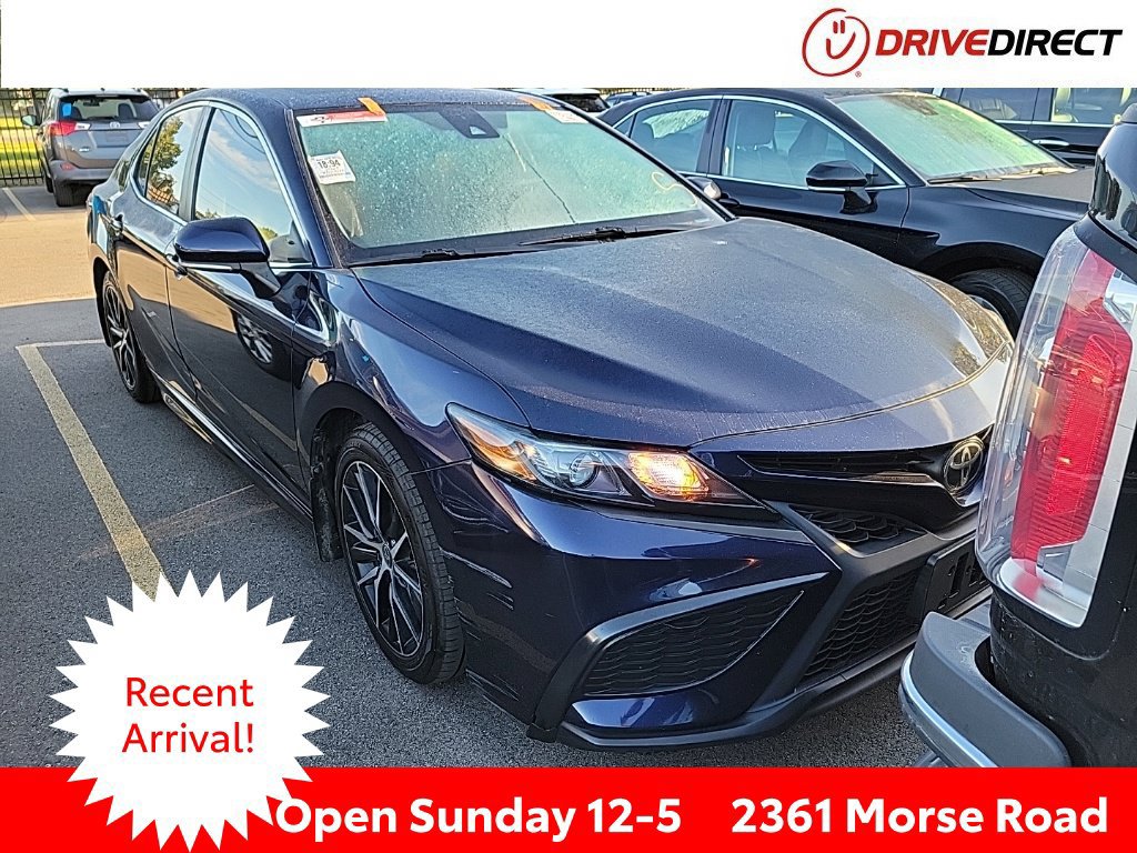 Used 2021 Toyota Camry SE w/ Cold Weather Package