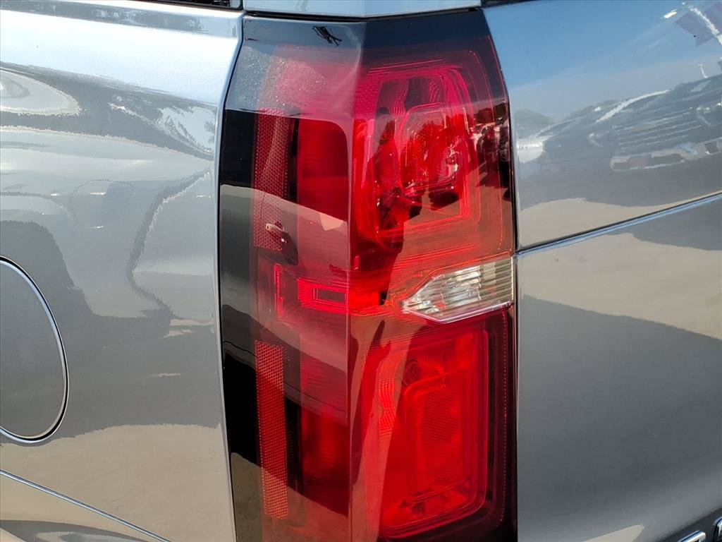 Used 2019 Chevrolet Tahoe LT w/ Texas Edition Package RWD image 12
