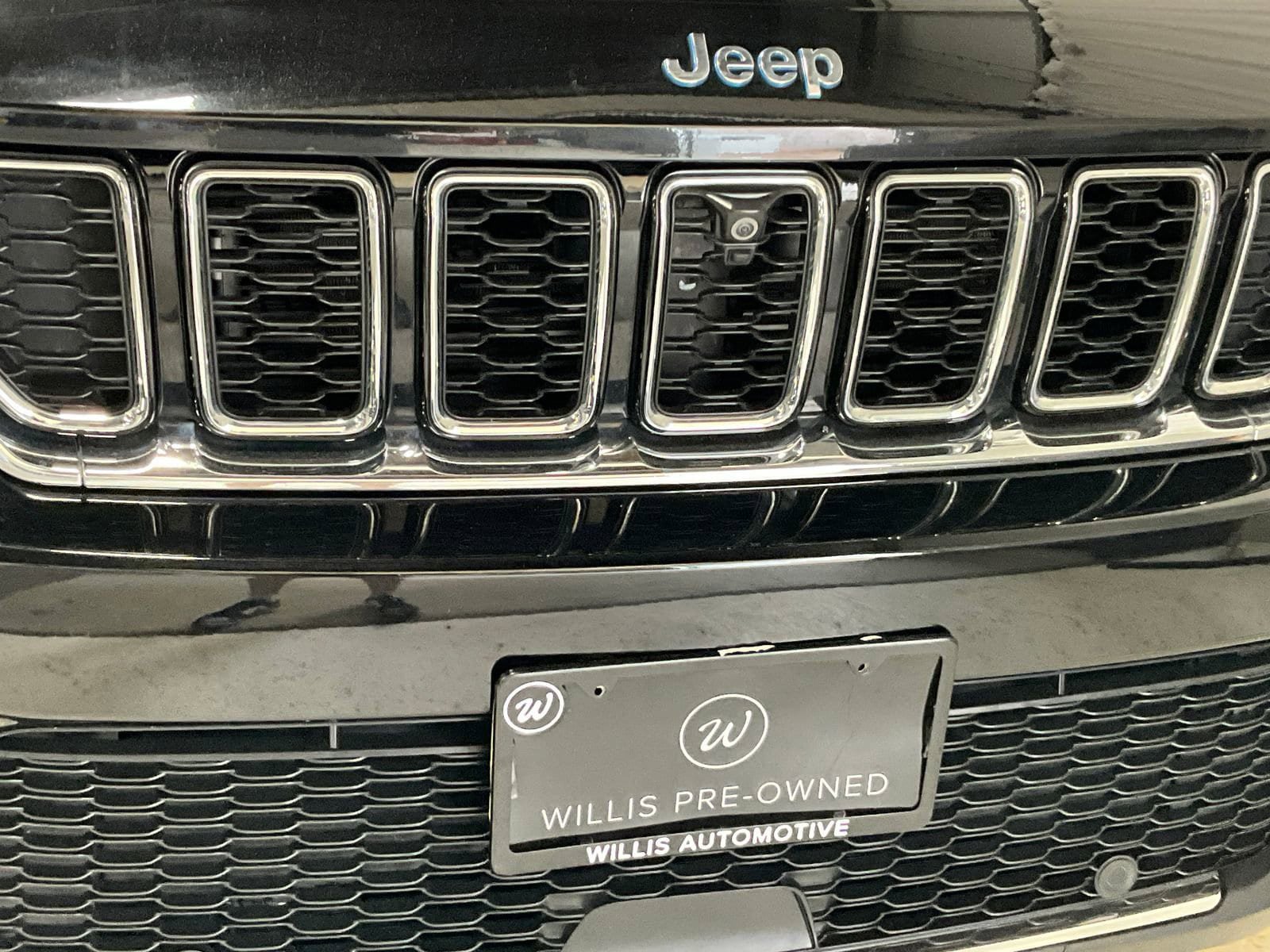 Used 2022 Jeep Grand Cherokee Limited 4xe w/ Luxury Tech Group II AWD/4WD image 29