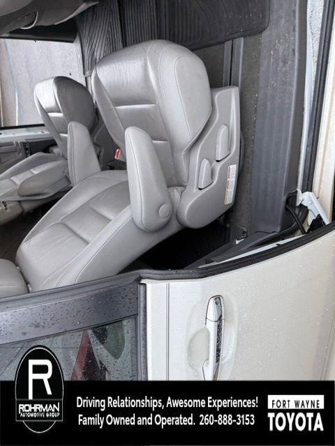 Used 2017 Toyota Sienna XLE Premium FWD image 8