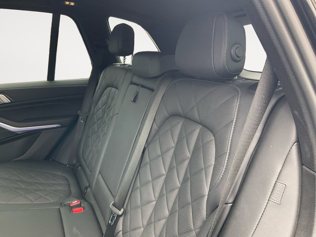 Used 2023 BMW X5 sDrive40i image 29