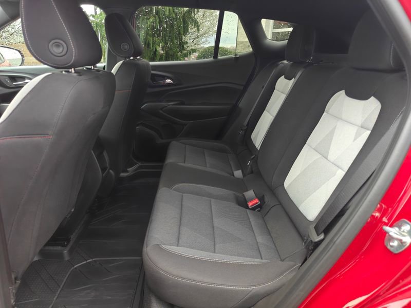 Used 2026 Chevrolet Trax RS image 14