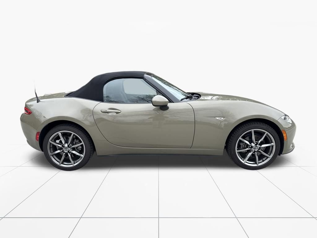 Used 2023 MAZDA MX-5 Miata Grand Touring image 10