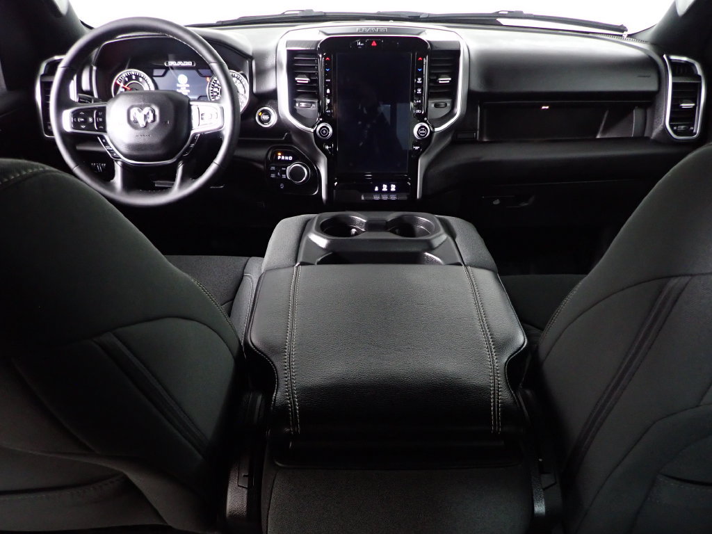Used 2025 RAM 1500 Big Horn AWD/4WD image 31