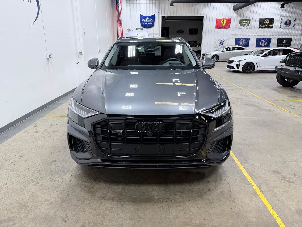 Used 2023 Audi Q8 Prestige AWD/4WD image 17