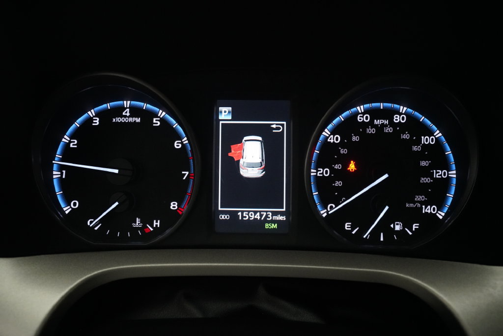 Used 2018 Toyota RAV4 XLE w/ Plus Extra Value Package AWD/4WD image 2