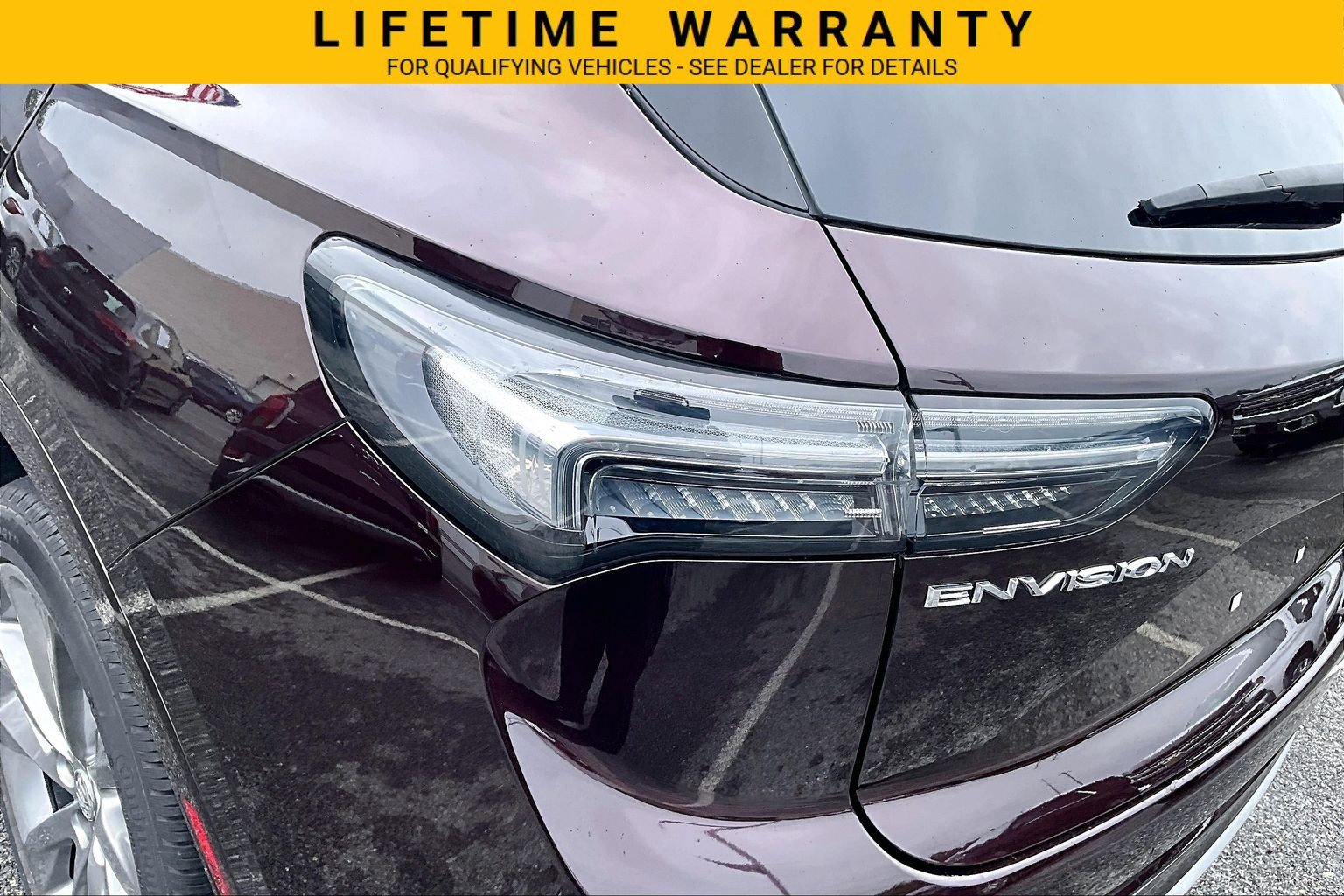 Used 2022 Buick Envision Avenir w/ Premium Seat Package FWD image 33