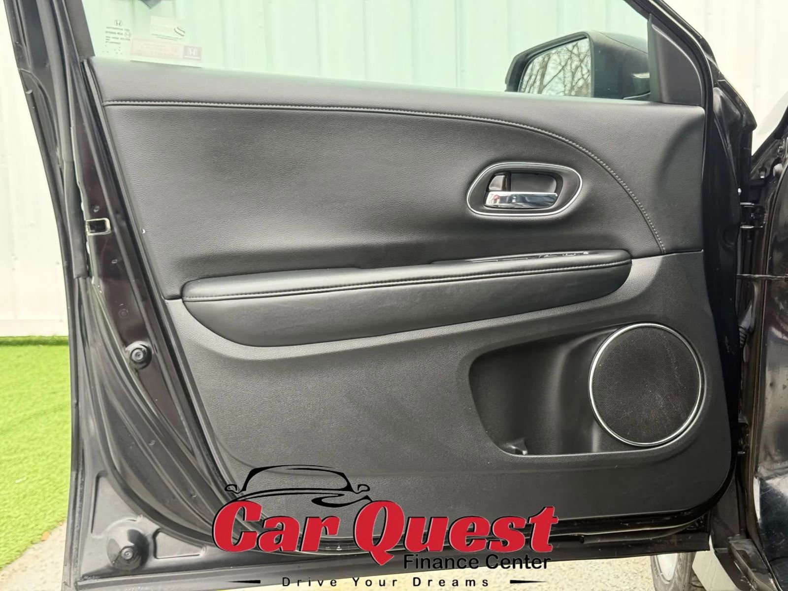 Used 2019 Honda HR-V EX-L image 11