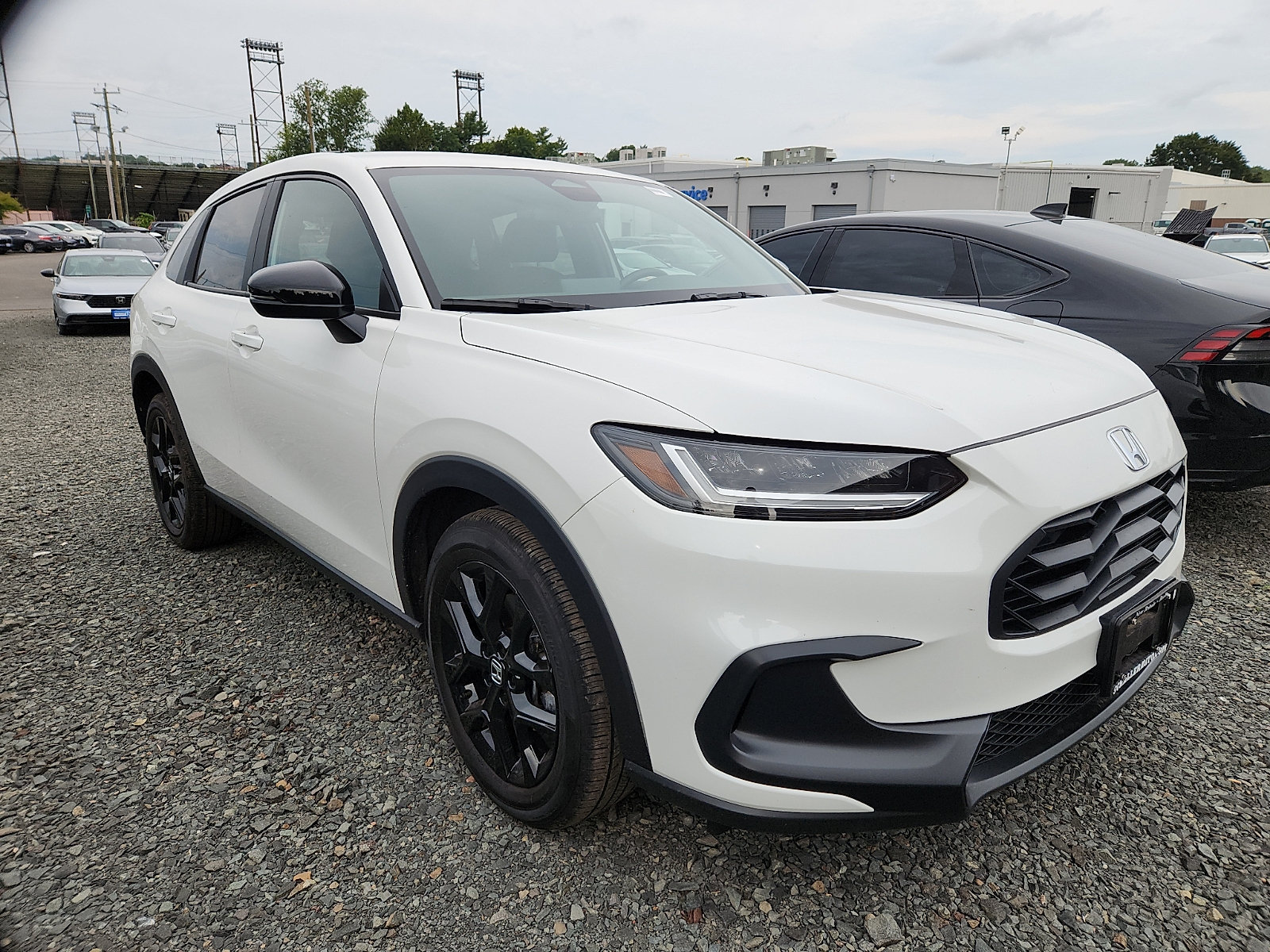 Used 2024 Honda HR-V Sport image 2