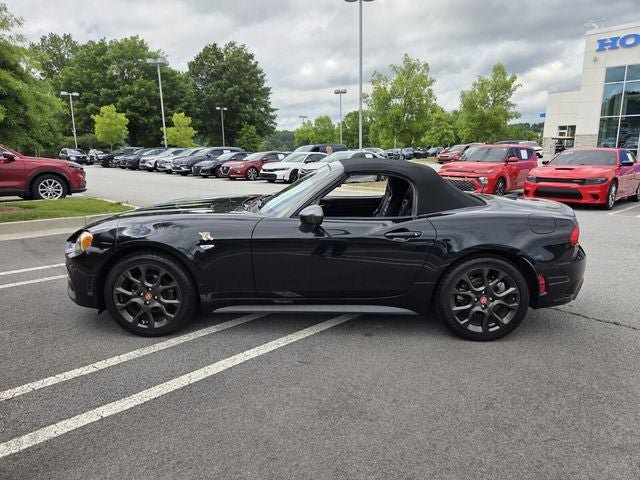 Used 2018 FIAT 124 Spider Abarth RWD video 3