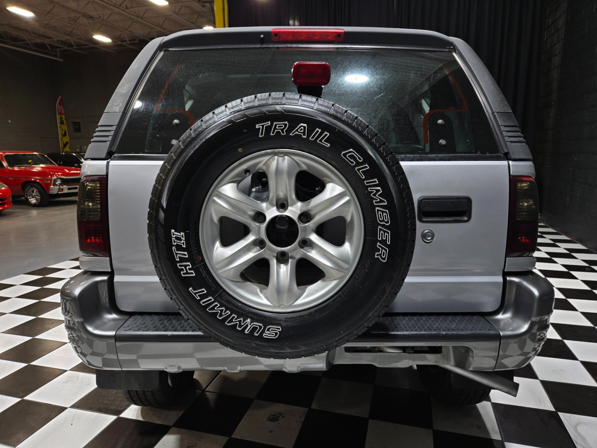 Used 2002 Isuzu Rodeo Sport RWD image 5