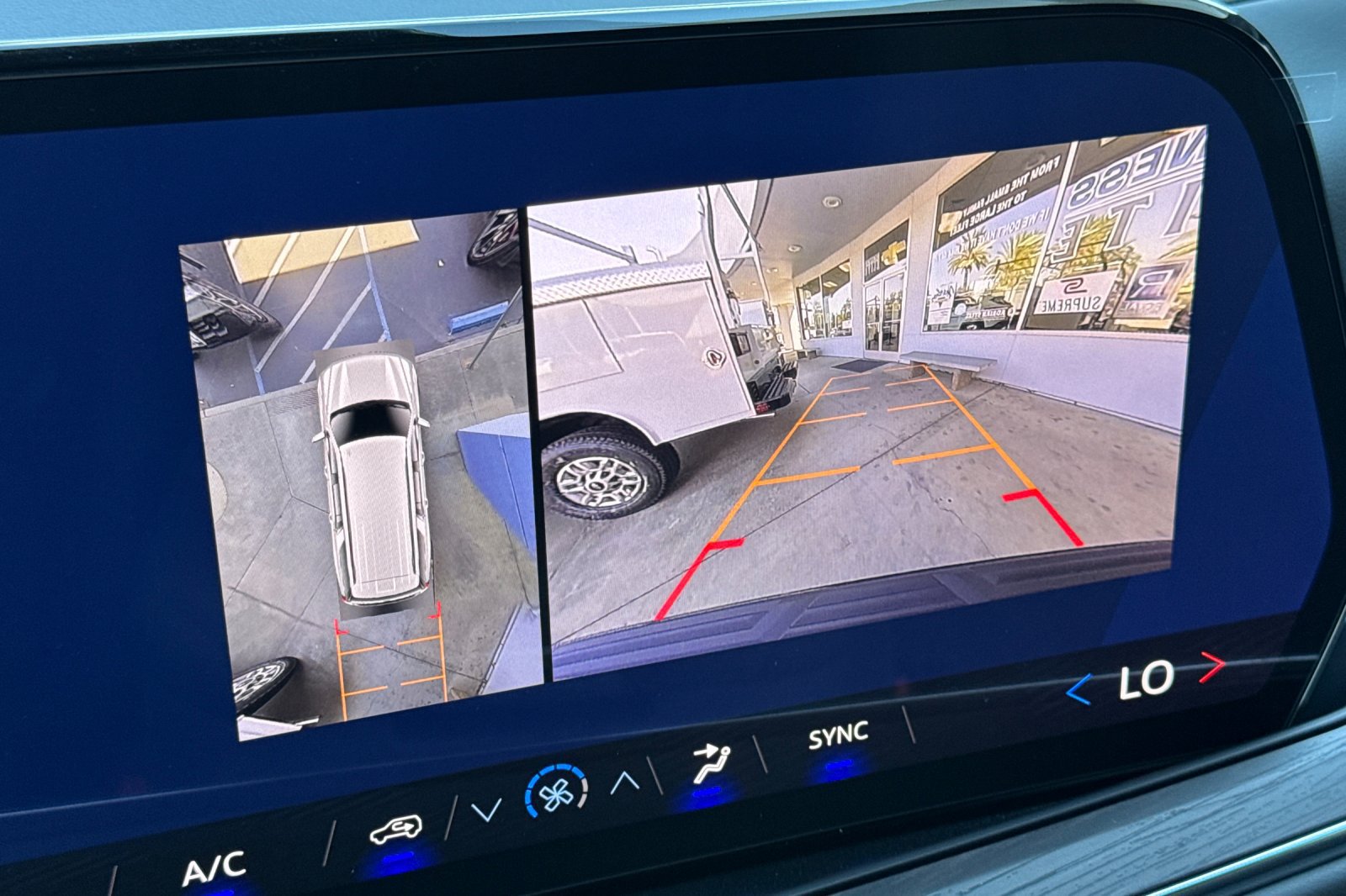 New 2026 Chevrolet Suburban LS w/ Max Trailering Package RWD image 20