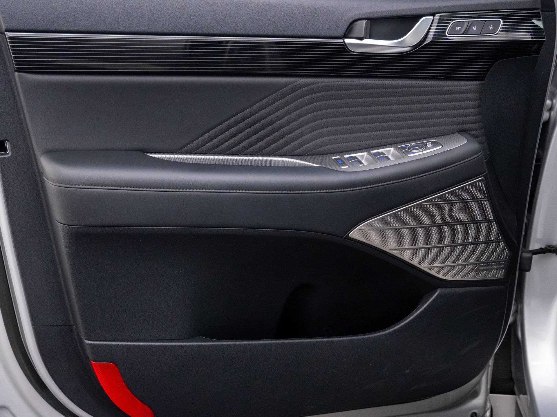 Used 2023 Hyundai Palisade Calligraphy image 17