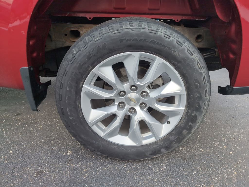 Used 2020 Chevrolet Silverado 1500 Custom w/ Custom Value Package image 25