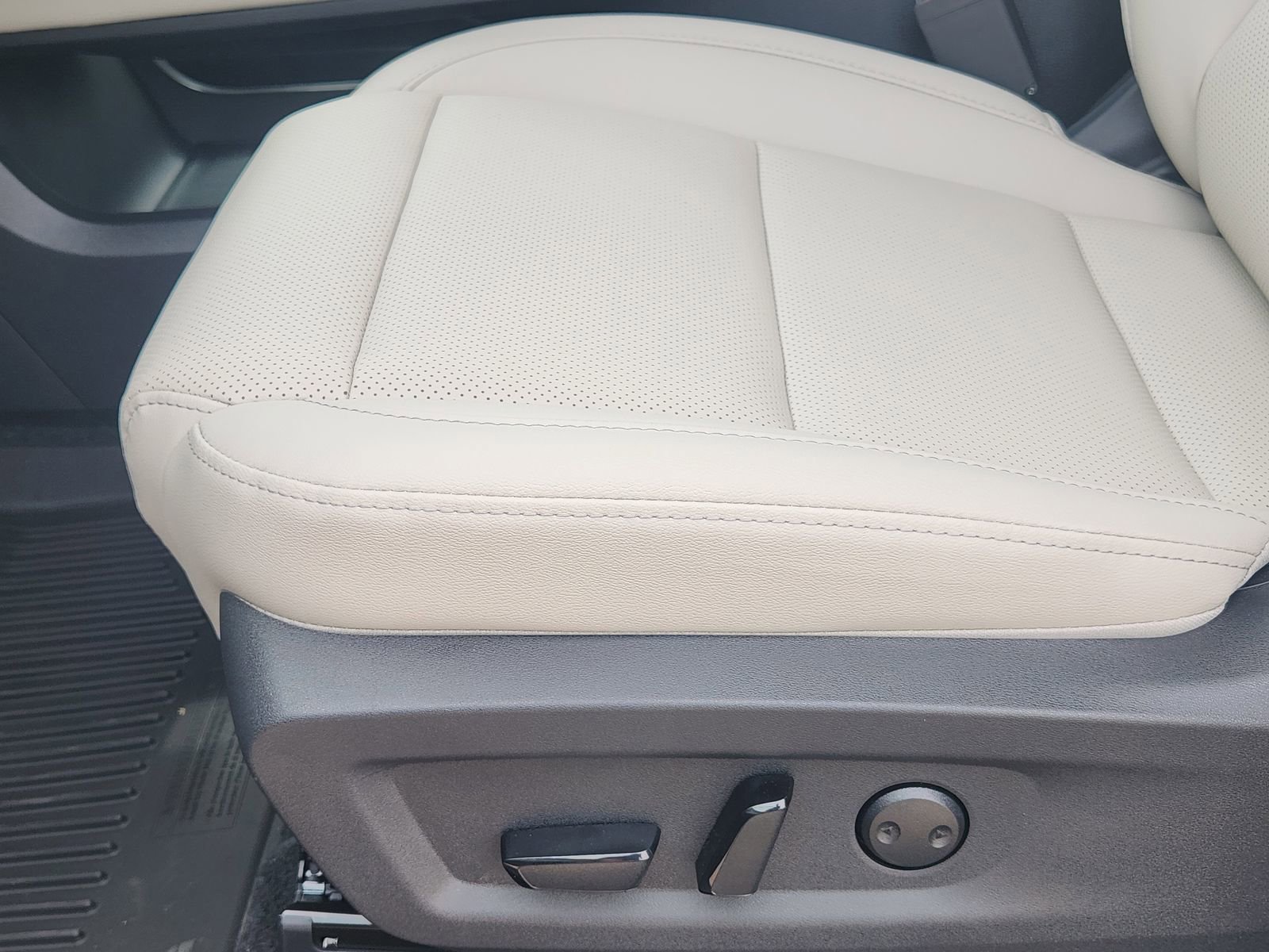 New 2026 Nissan Murano SL image 21