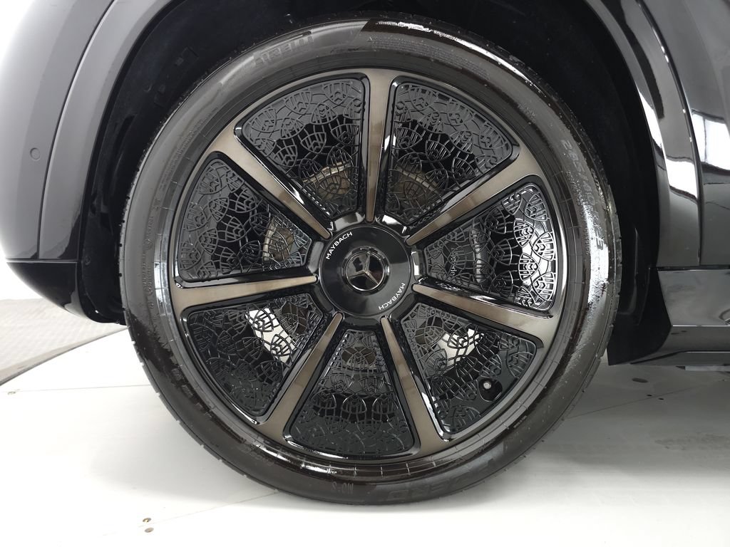 Used 2025 Mercedes-Benz Maybach GLS 600 4MATIC image 41