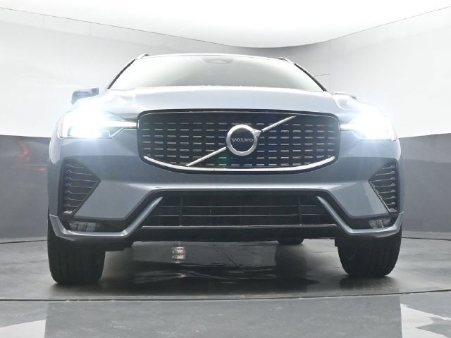 Used 2024 Volvo XC60 B5 Core w/ Protection Package Premier AWD/4WD image 34