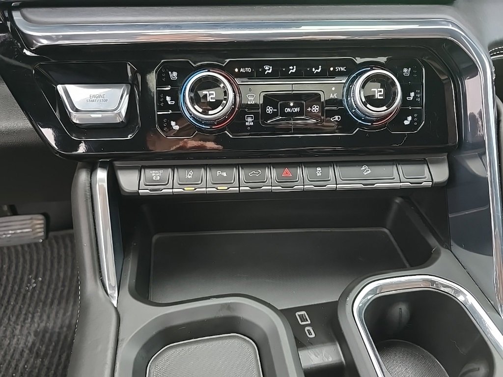 Used 2024 GMC Sierra 3500 Denali Ultimate image 17