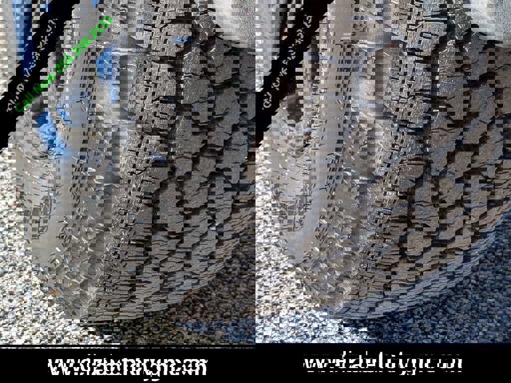 Used 2023 Chevrolet Silverado 1500 RST w/ Protection Package image 13