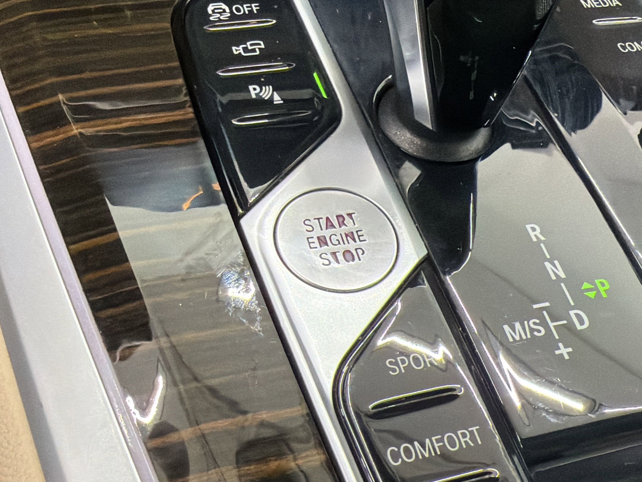 Used 2021 BMW X5 sDrive40i w/ Premium Package image 27