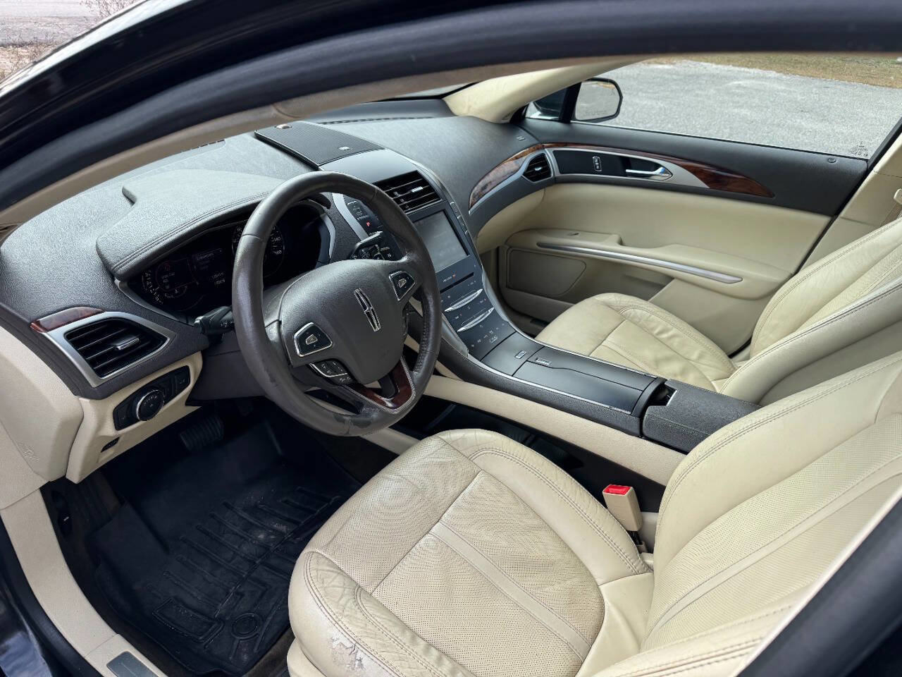 Used 2014 Lincoln MKZ AWD image 9