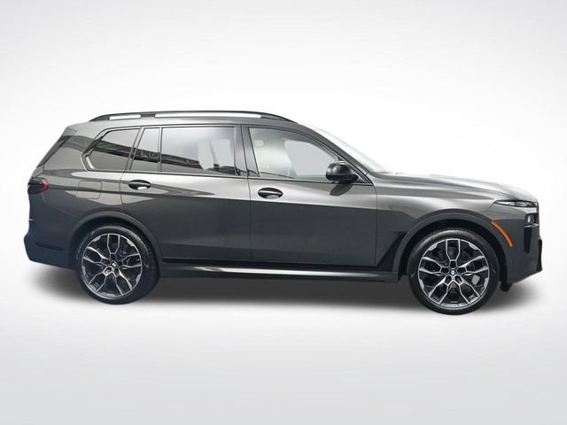 New 2027 BMW X7 M60i AWD/4WD image 3