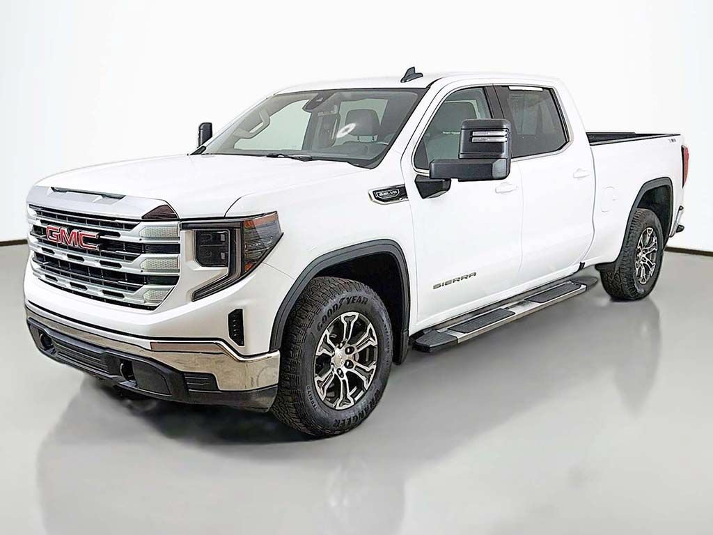 Used 2023 GMC Sierra 1500 SLE w/ X31 Off-Road Package AWD/4WD image 5